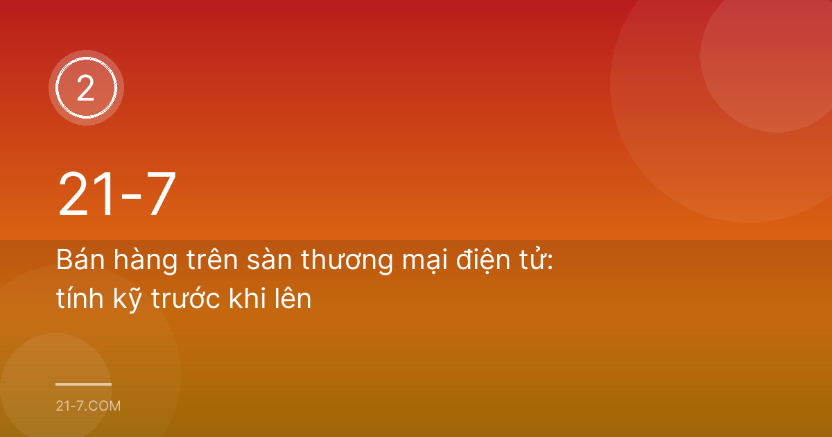 Cô gái người Việt kiểm tra hàng trước khi đóng gói đơn online tại nhà