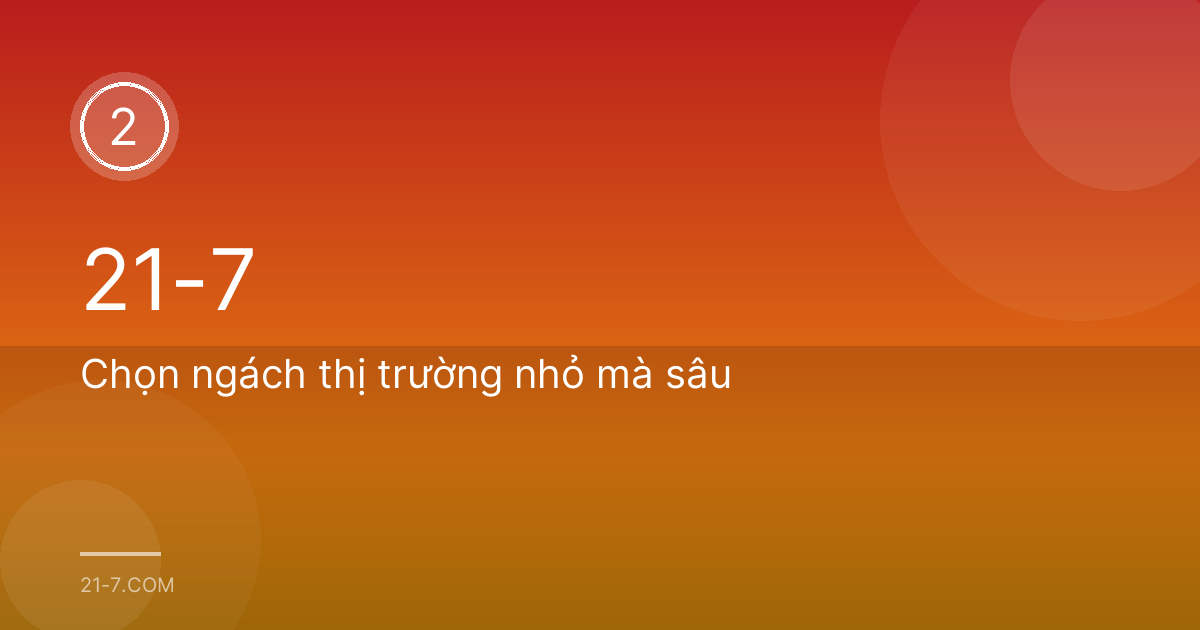 Một tiệm nhỏ ở Việt Nam chuyên bán dụng cụ làm bánh, chủ tiệm tư vấn cho khách